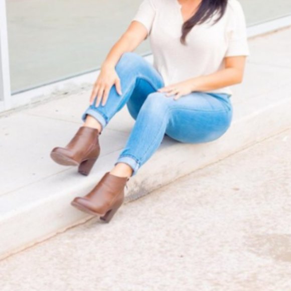 DONATED!! Burnished brown faux leather - Picture 3 of 4